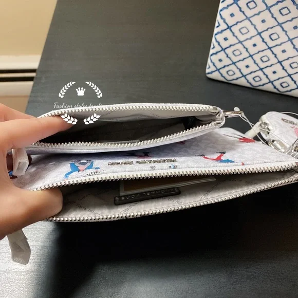 Michael Kors Jet Set Girls 3pc Wristlets set - Picture 7 of 13